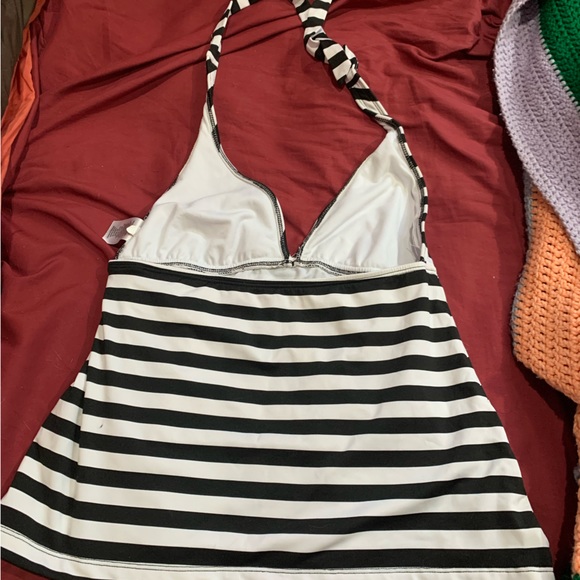 Black and White Striped Tankini Top - Picture 3 of 3